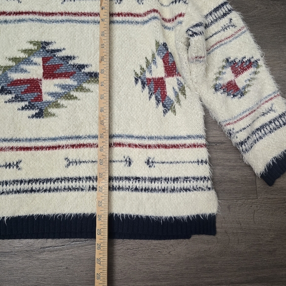 Wrangler Retro Aztec Fuzzy Sweater EUC Size XL Western Cowgirl Cozy Southwestern - Picture 10 of 11